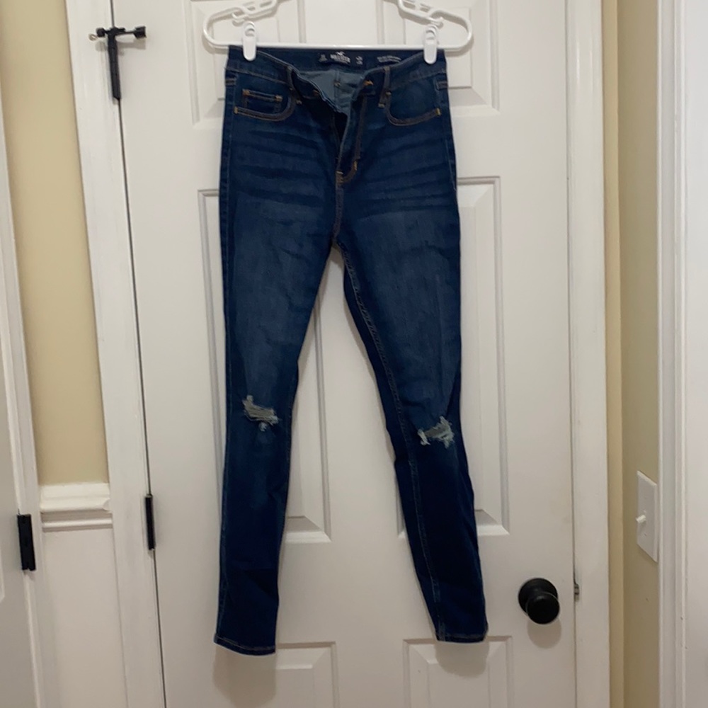 Hollister jeans size 3S waist: 26 length: 28